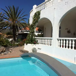 https://studio-casa-martin.in-canary-islands.com